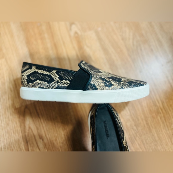 Vince Blair snakeskin embossed leather sneaker size 9.5 - Picture 3 of 7